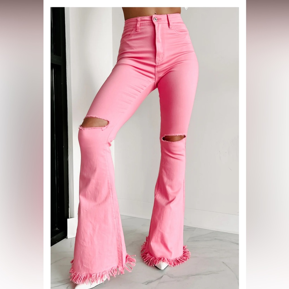NWT Pink Flared Women Jeans size small